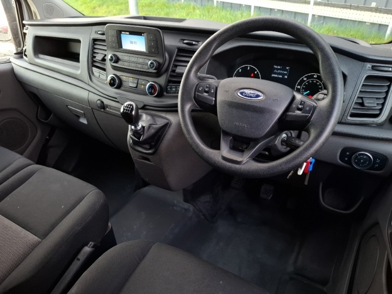 Used Ford Transit Custom 2023 for sale - 77939126: Photo 2