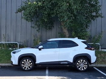 Used Toyota Yaris Cross 2022 for sale - 76379399: Photo