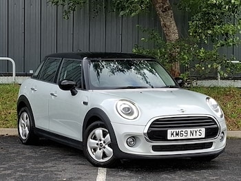 Used MINI Hatch 2019 for sale - 75971956: Photo