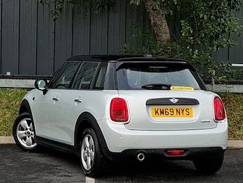 Used MINI Hatch 2019 for sale - 75971956: Photo
