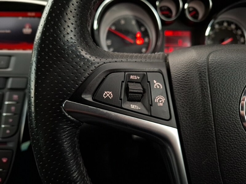 Used Vauxhall Astra GTC 2017 for sale - 77522603: Photo 17