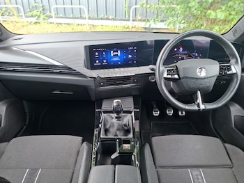 Used Vauxhall Astra 2023 for sale - 79360866: Photo