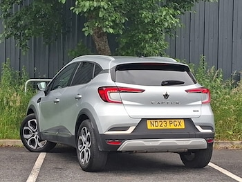 Used Renault Captur 2023 for sale - 78916350: Photo