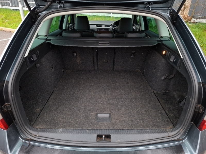 Used Skoda Octavia 2019 for sale - 77987938: Photo 8