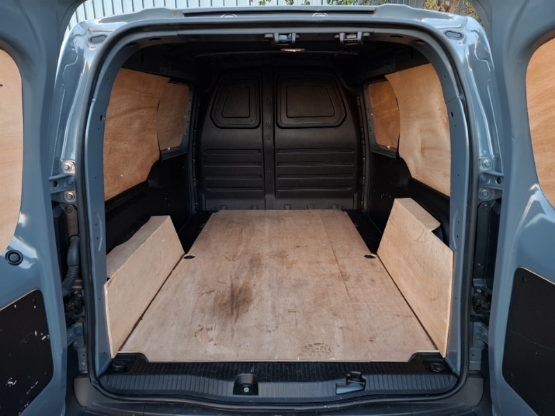 Used Renault Kangoo 2024 for sale - 76606182: Photo 8