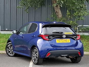 Used Toyota Yaris 2022 for sale - 76150759: Photo 3