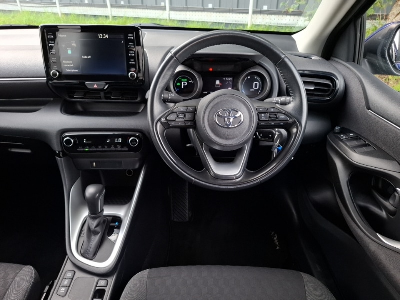 Used Toyota Yaris 2022 for sale - 76150759: Photo 7