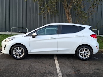 Used Ford Fiesta 2018 for sale - 76925240: Photo