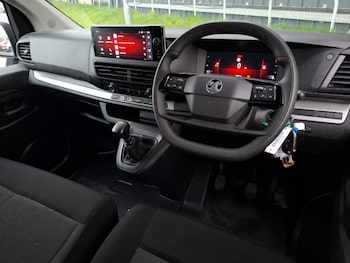 Used Vauxhall Vivaro 2024 for sale - 77776609: Photo