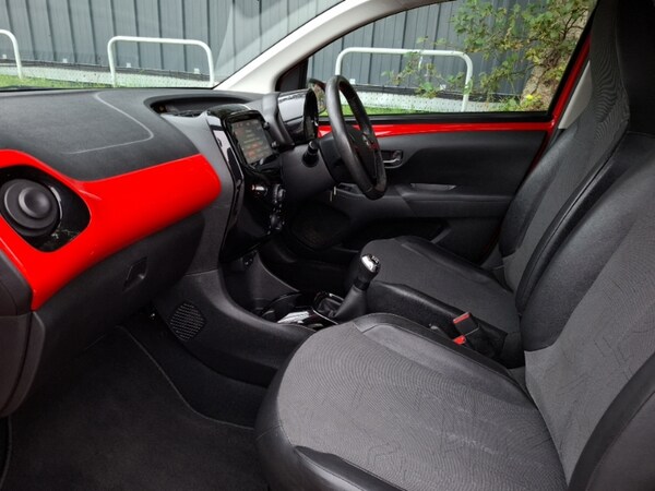 Used Toyota AYGO 2015 for sale - 76199150: Photo 5