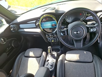 Used MINI Hatch 2023 for sale - 78983571: Photo
