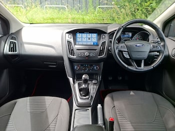 Used Ford Focus 2017 for sale - 79425042: Photo