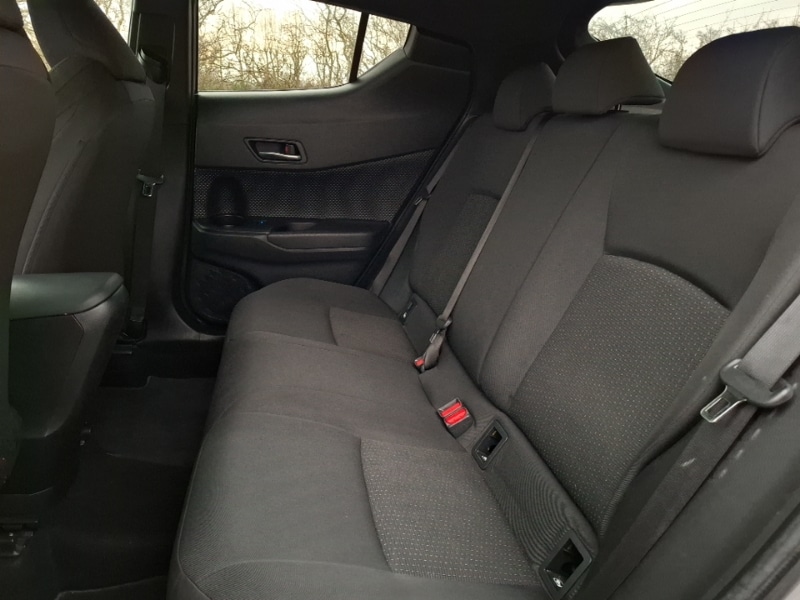 Used Toyota C-HR 2018 for sale - 77304135: Photo 6