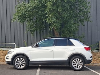 Used Volkswagen T-Roc 2020 for sale - 79393505: Photo