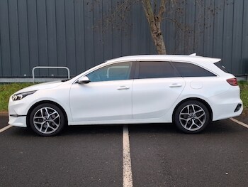 Used Kia Ceed 2024 for sale - 77252090: Photo