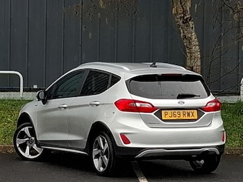 Used Ford Fiesta 2020 for sale - 78243503: Photo