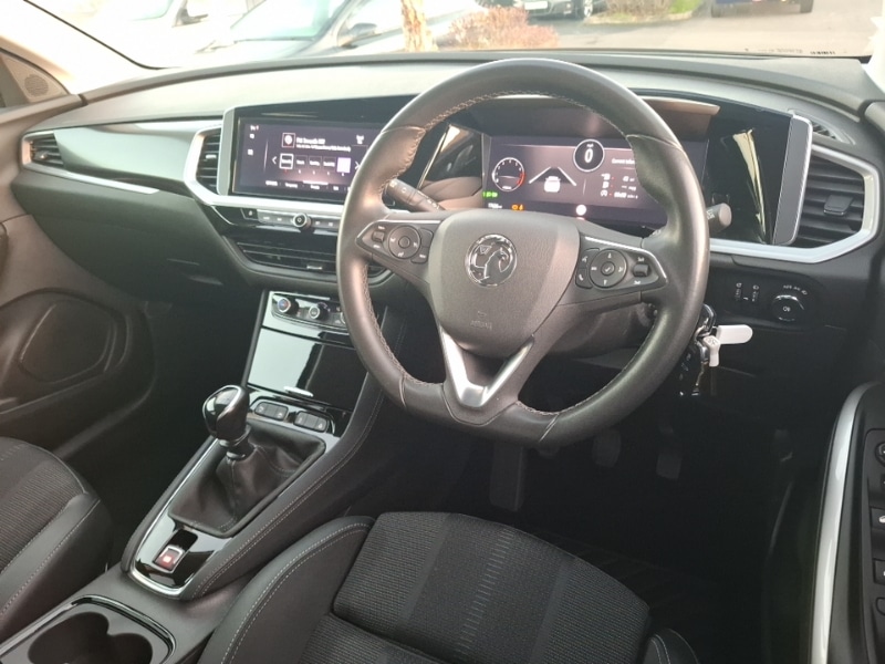 Used Vauxhall Grandland 2023 for sale - 77034976: Photo 2