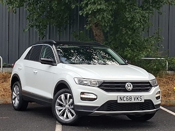 Used Volkswagen T-Roc 2019 for sale - 79440114: Photo