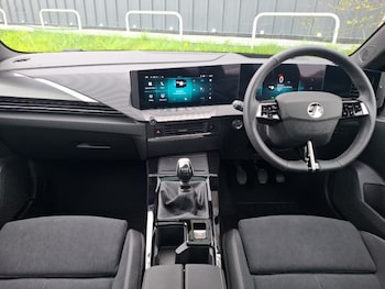 Used Vauxhall Astra 2026 for sale - 78243499: Photo