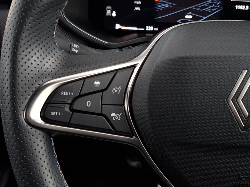 Used Renault Clio 2024 for sale - 76737267: Photo 10