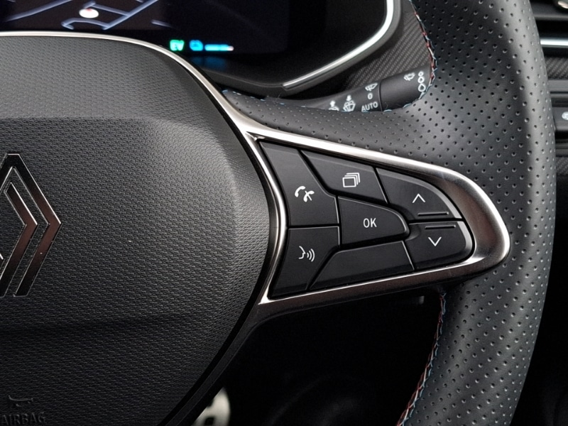 Used Renault Clio 2024 for sale - 76737267: Photo 11