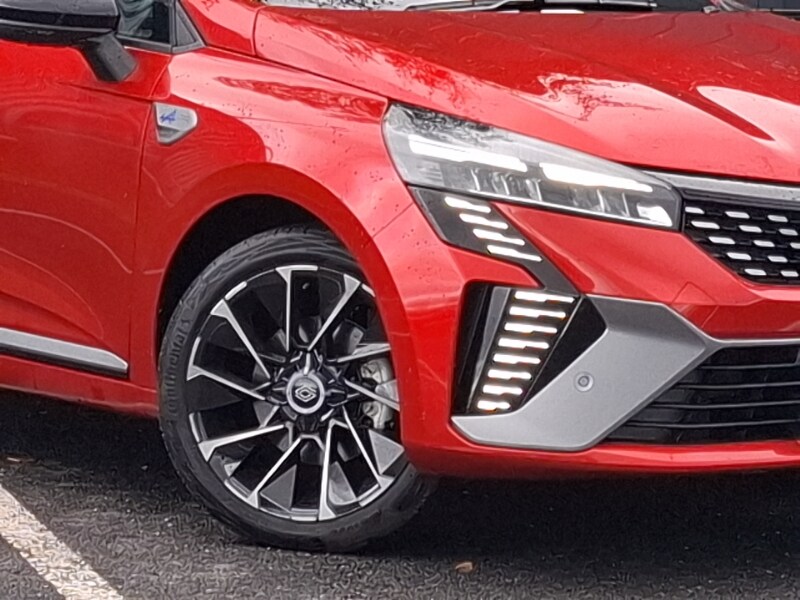 Used Renault Clio 2024 for sale - 76737267: Photo 9