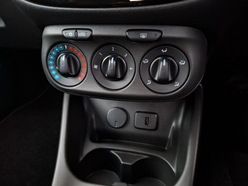 Used Vauxhall Corsa 2016 for sale - 76492948: Photo 11