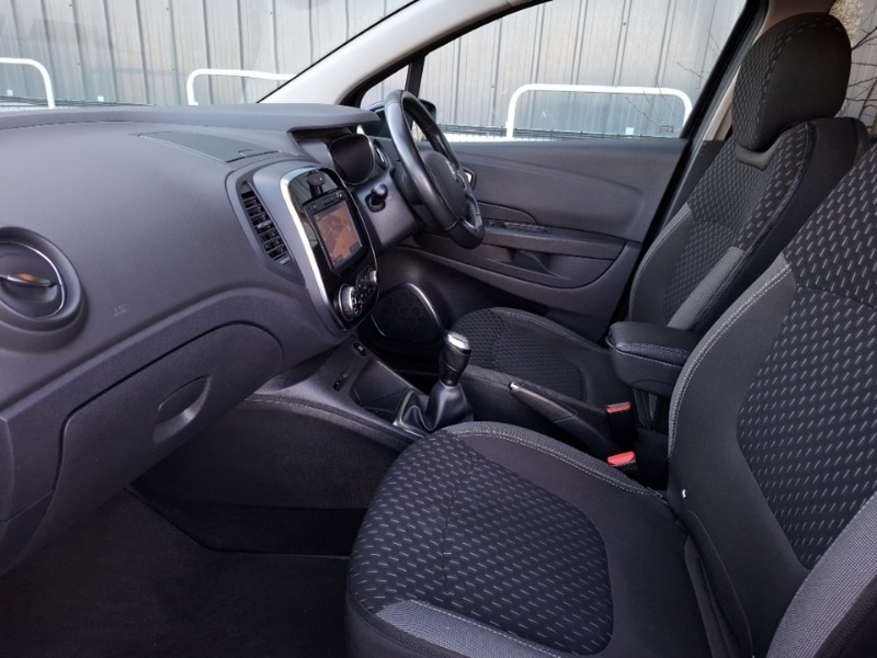 Used Renault Captur 2018 for sale - 77183990: Photo 5