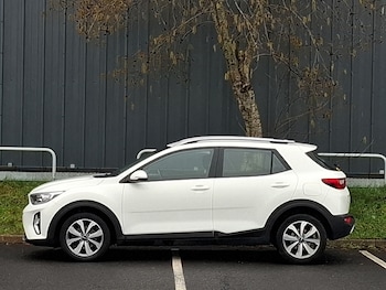 Used Kia Stonic 2023 for sale - 77694832: Photo