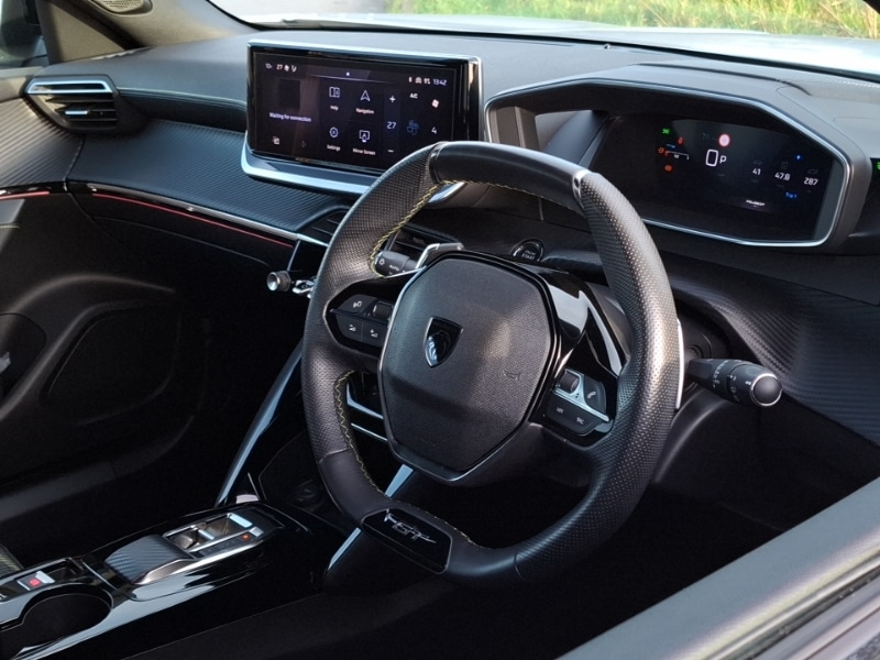 Used Peugeot 2008 2023 for sale - 76925247: Photo 12