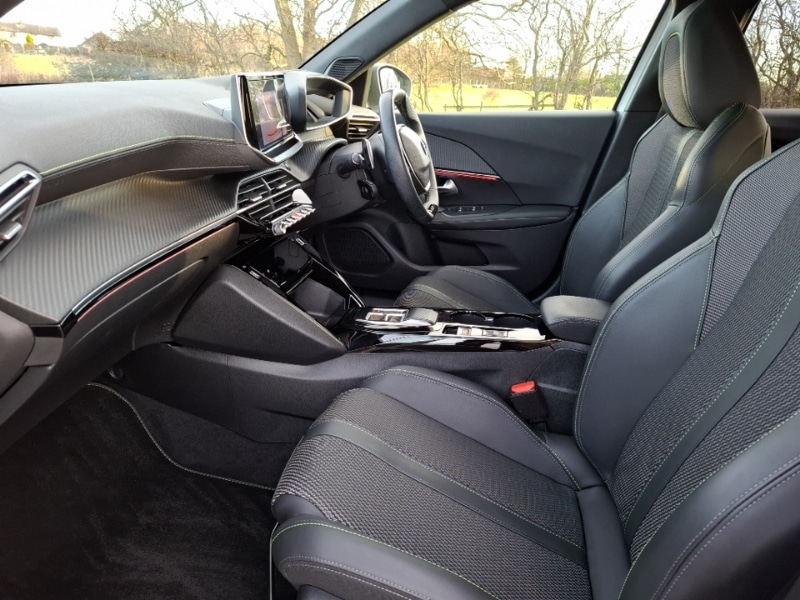 Used Peugeot 2008 2023 for sale - 76925247: Photo 5