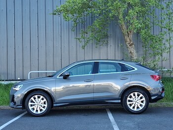 Used Audi Q3 2023 for sale - 78403486: Photo