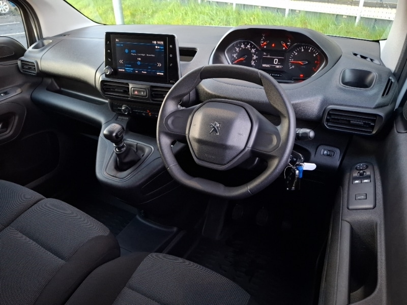 Used Peugeot Partner 2023 for sale - 78023710: Photo 2