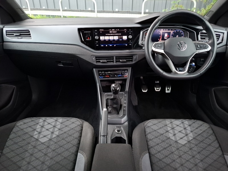 Used Volkswagen Taigo 2024 for sale - 76108145: Photo 2