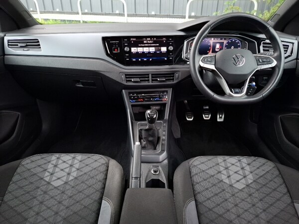 Used Volkswagen Taigo 2024 for sale - 76108145: Photo 2