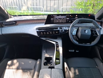 Used Peugeot 3008 2025 for sale - 78617285: Photo