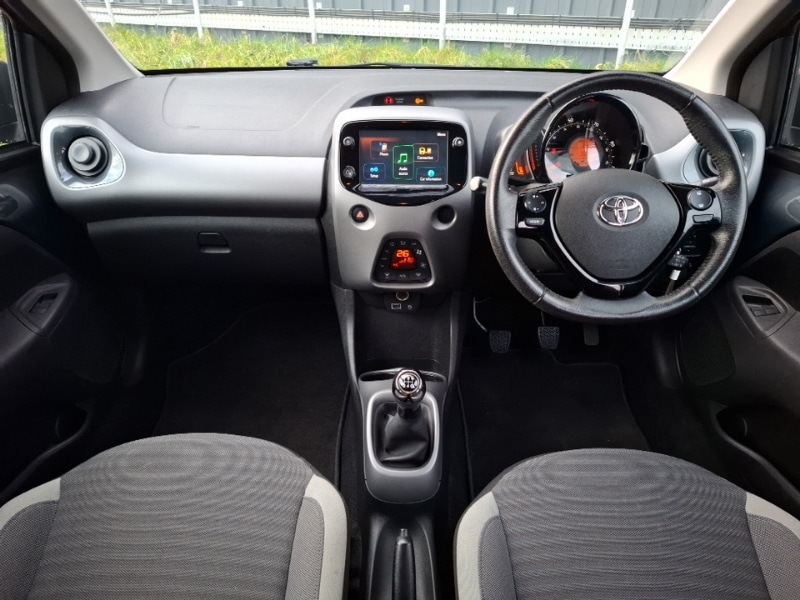 Used Toyota AYGO 2019 for sale - 77385883: Photo 2