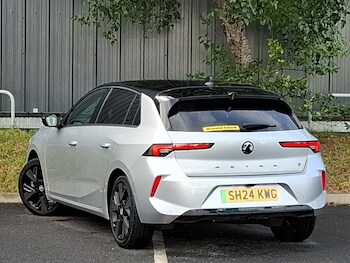 Used Vauxhall Astra 2024 for sale - 75933969: Photo