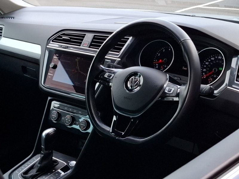 Used Volkswagen Tiguan 2019 for sale - 76383943: Photo 12