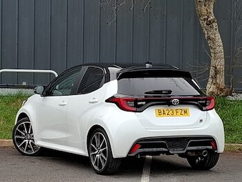 Used Toyota Yaris 2023 for sale - 77987949: Photo