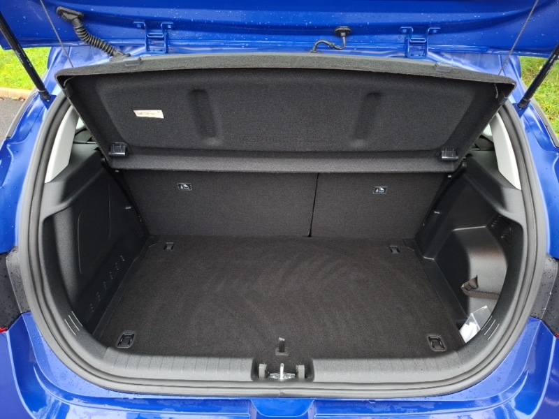 Used Hyundai i20 2023 for sale - 76548801: Photo 8