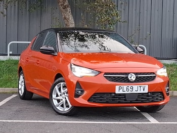 Vauxhall - Corsa
