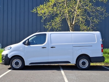 Used Vauxhall Vivaro 2023 for sale - 78230218: Photo