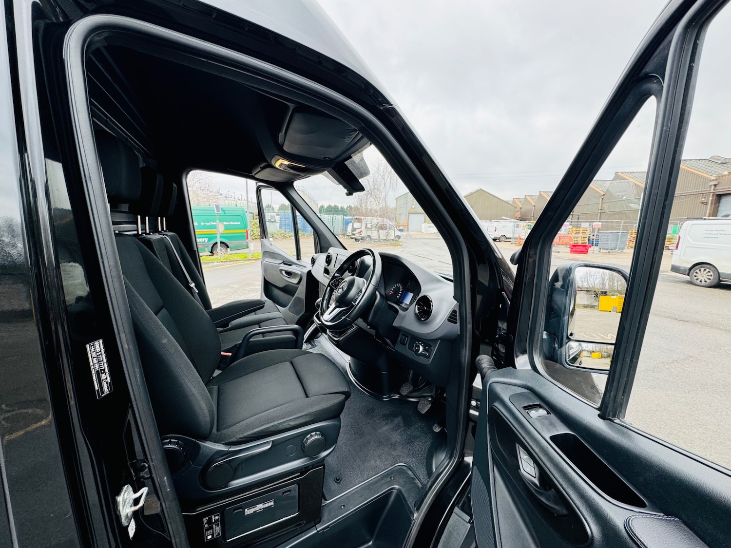 Used Mercedes-Benz Sprinter 2020 for sale - 77792962: Photo 11