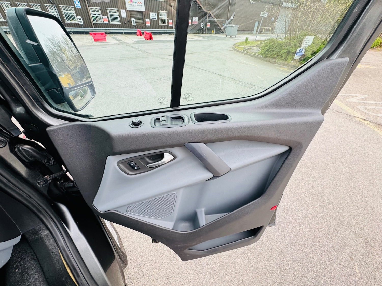 Used Ford Transit Custom 2017 for sale - 77980197: Photo 16