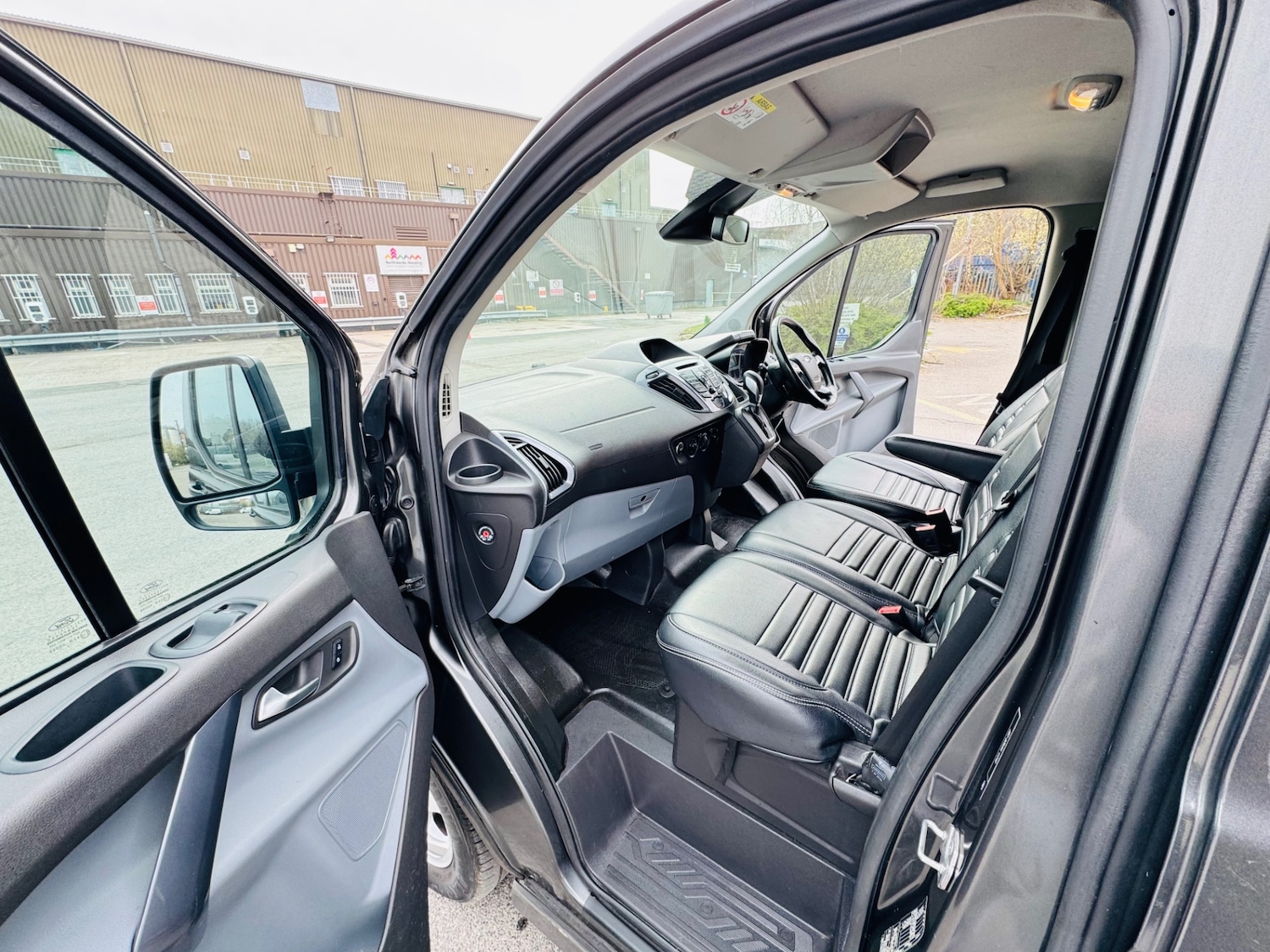 Used Ford Transit Custom 2017 for sale - 77980197: Photo 8