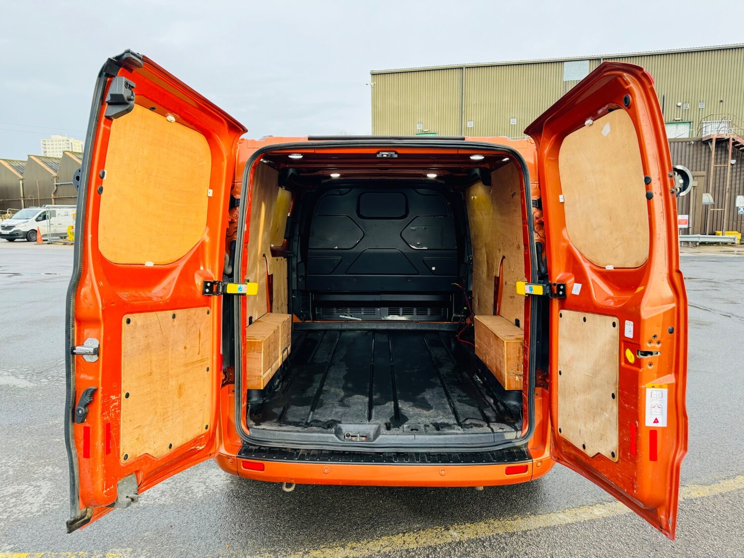 Used Ford Transit Custom 2018 for sale - 77354333: Photo 19