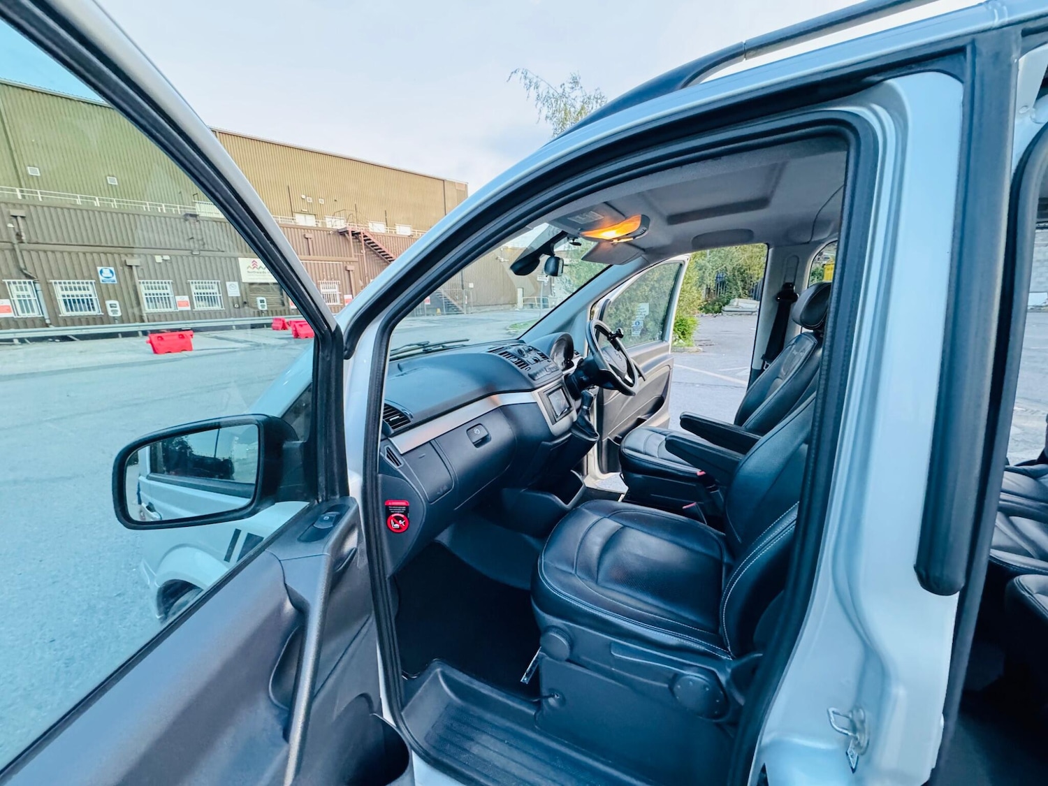 Used Mercedes-Benz Vito 2012 for sale - 76425495: Photo 8