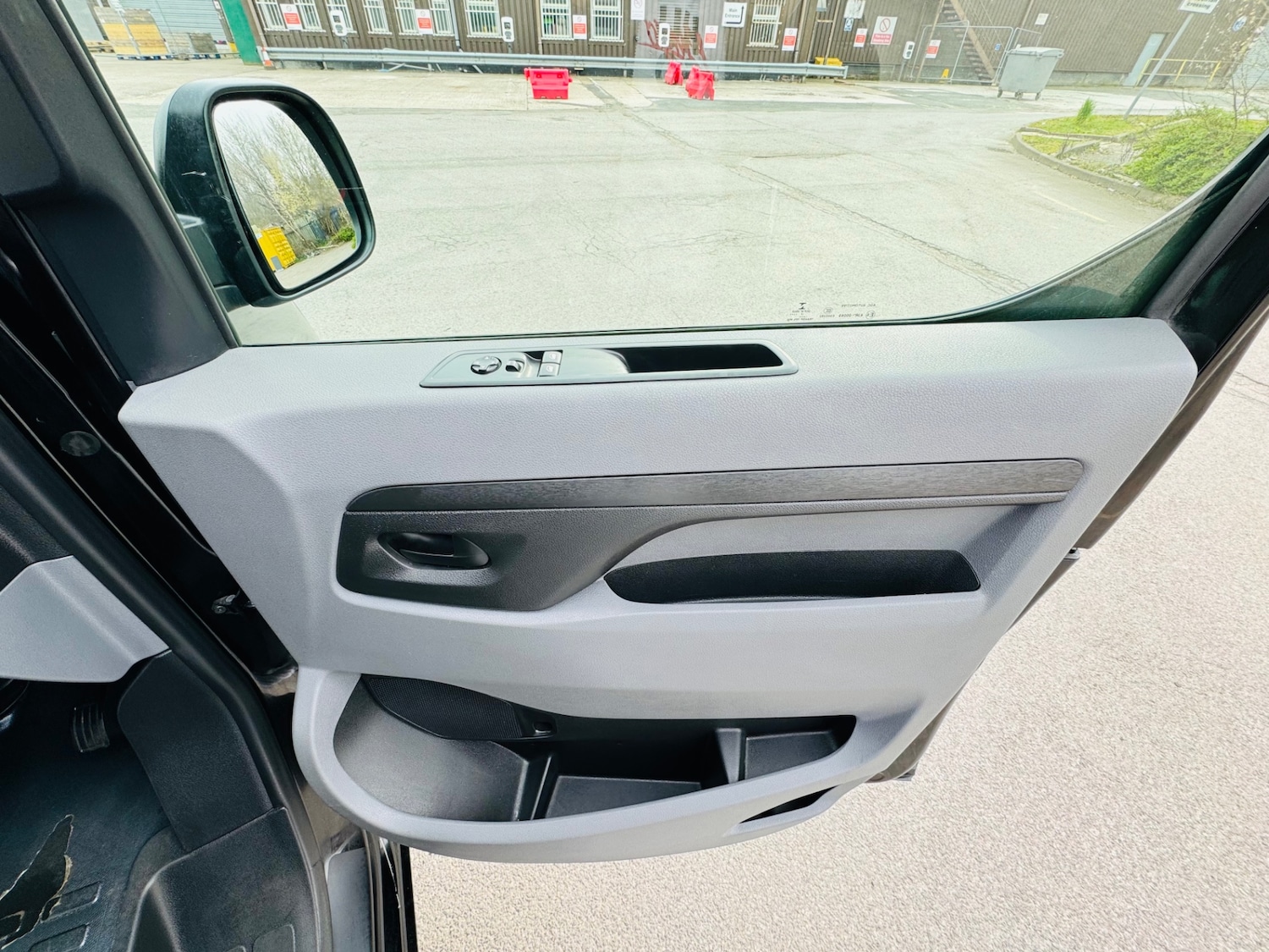 Used Vauxhall Vivaro 2019 for sale - 77980180: Photo 16