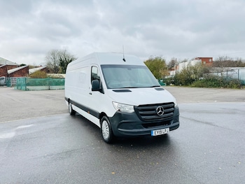 Mercedes-Benz - Sprinter